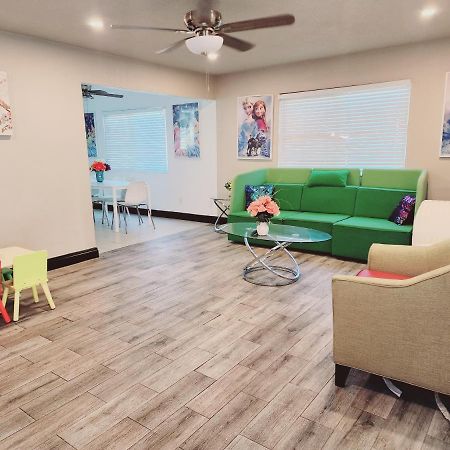 Ocean Breeze Apartment هونتينغتون بيتش، أورانج، كاليفورنيا المظهر الخارجي الصورة
