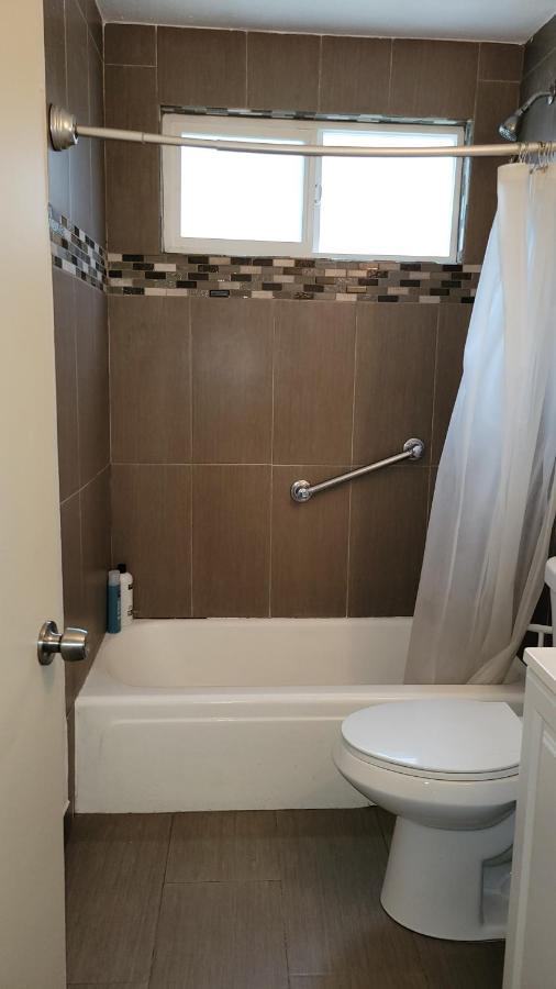 Ocean Breeze Apartment هونتينغتون بيتش، أورانج، كاليفورنيا المظهر الخارجي الصورة